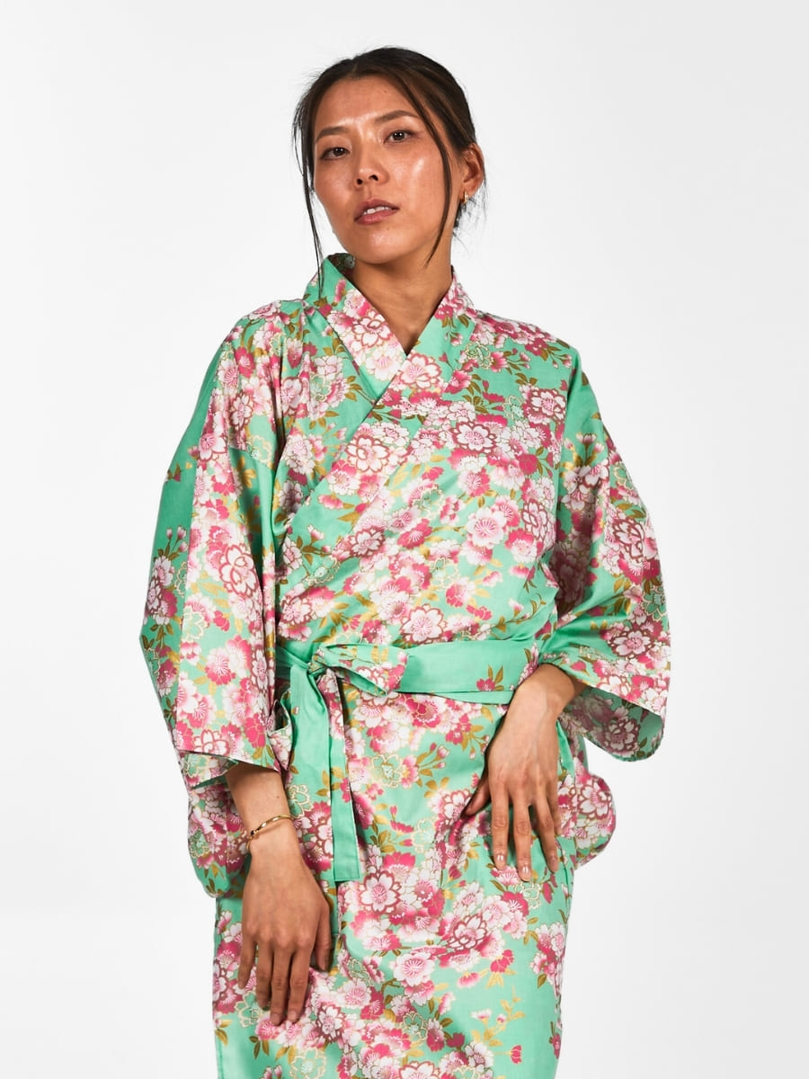 Yukata Kimono Flor Sakura Mujer