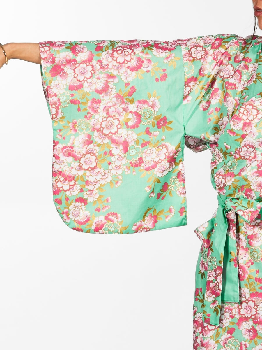 Yukata Kimono Flor Sakura Mujer