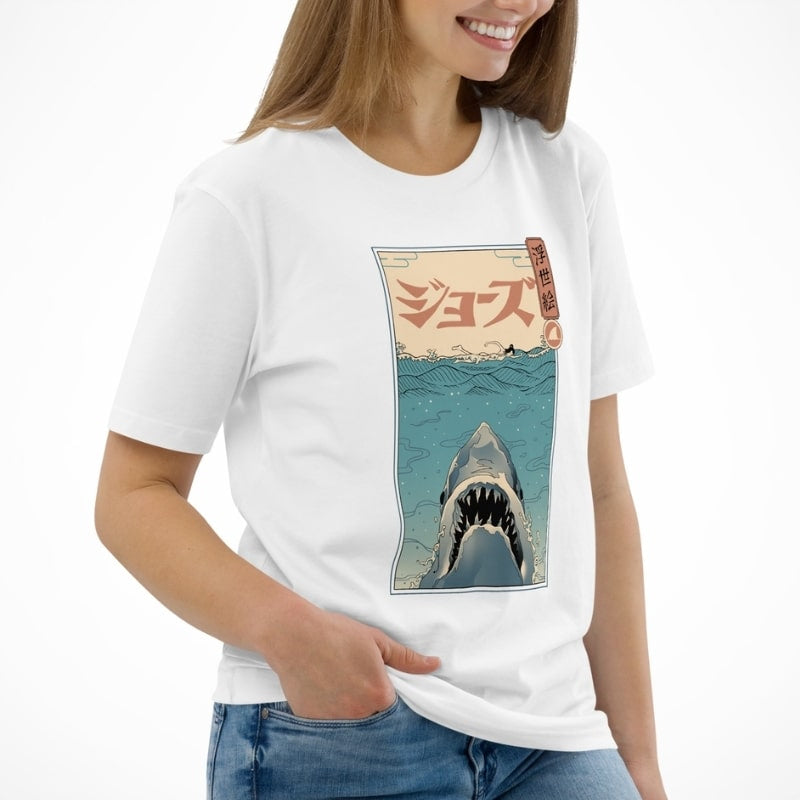 Camiseta Japonesa Ukiyo-e Shark Attack