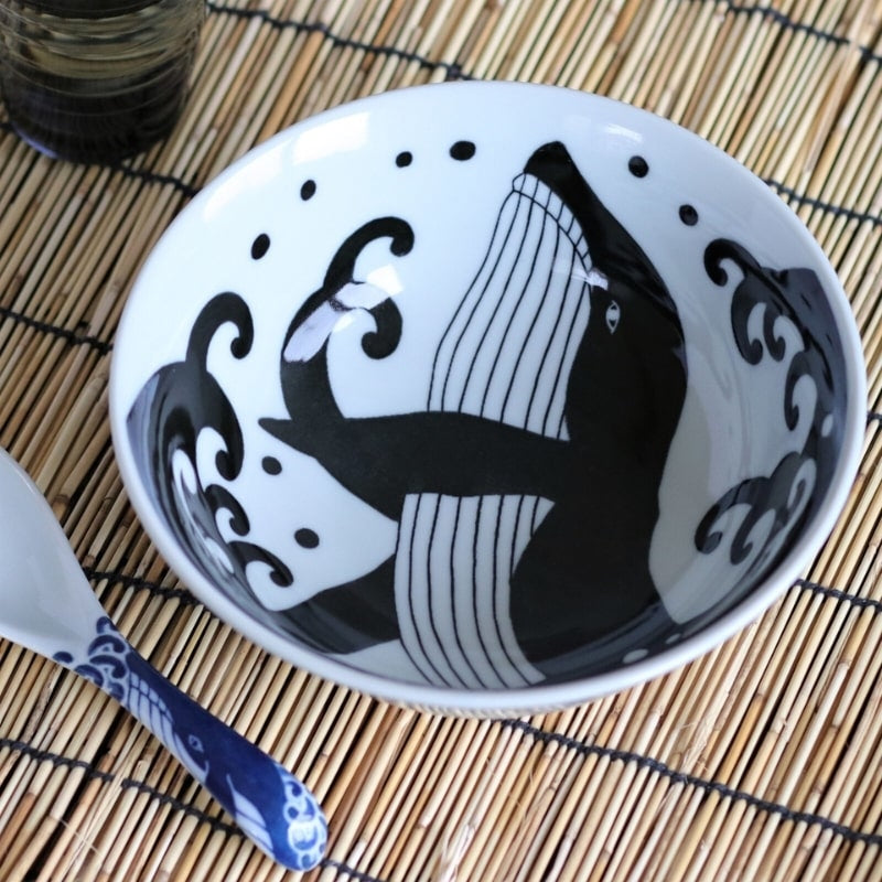Cuenco japonés para ramen ballena