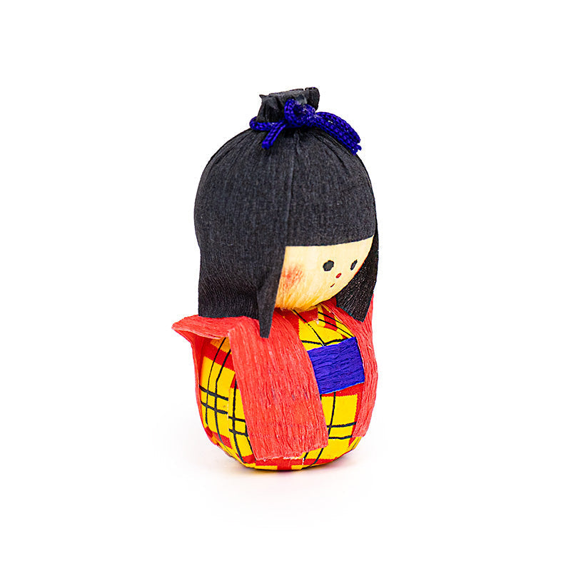 Figura Tentetieso Okiagari Niña