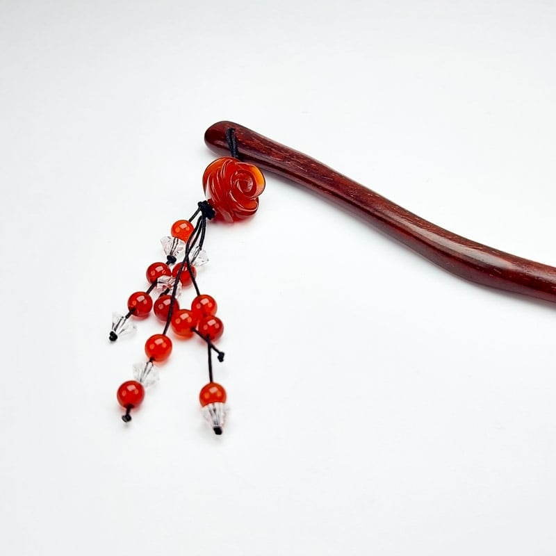 Kanzashi de Madera Flor Roja