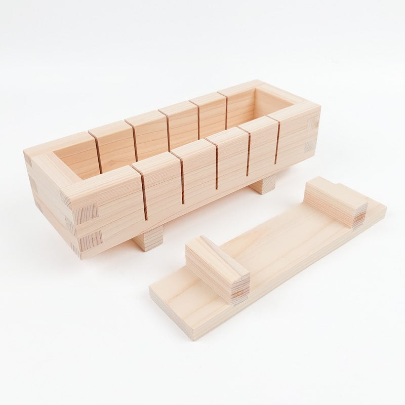 Molde Sushi Madera de Ciprés