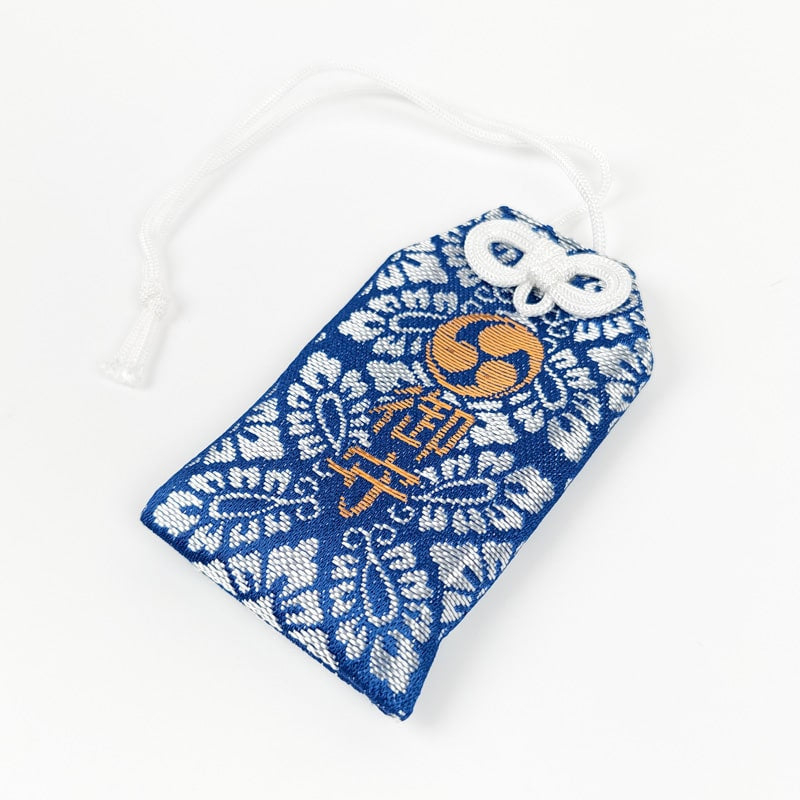 Omamori japonés Tomoe Azul