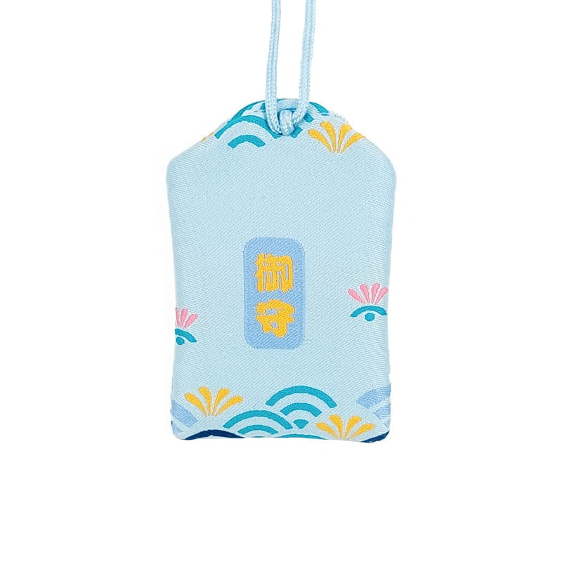Omamori Éxito Universal