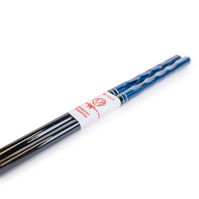 Palillos japoneses lacados en azul