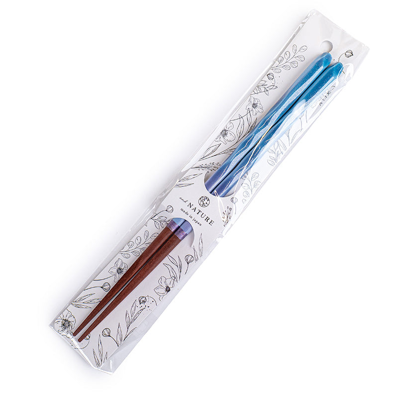 Palillos japoneses ondulados con purpurina azul