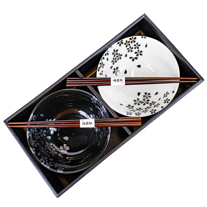 Set de 2 cuencos japoneses blanco y negro