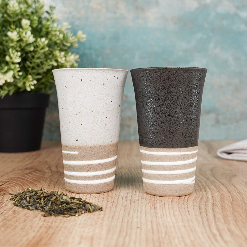 Taza Japonesa de Terracota Negra