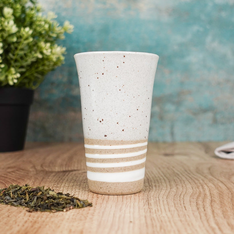 Taza Japonesa de Terracota Blanca
