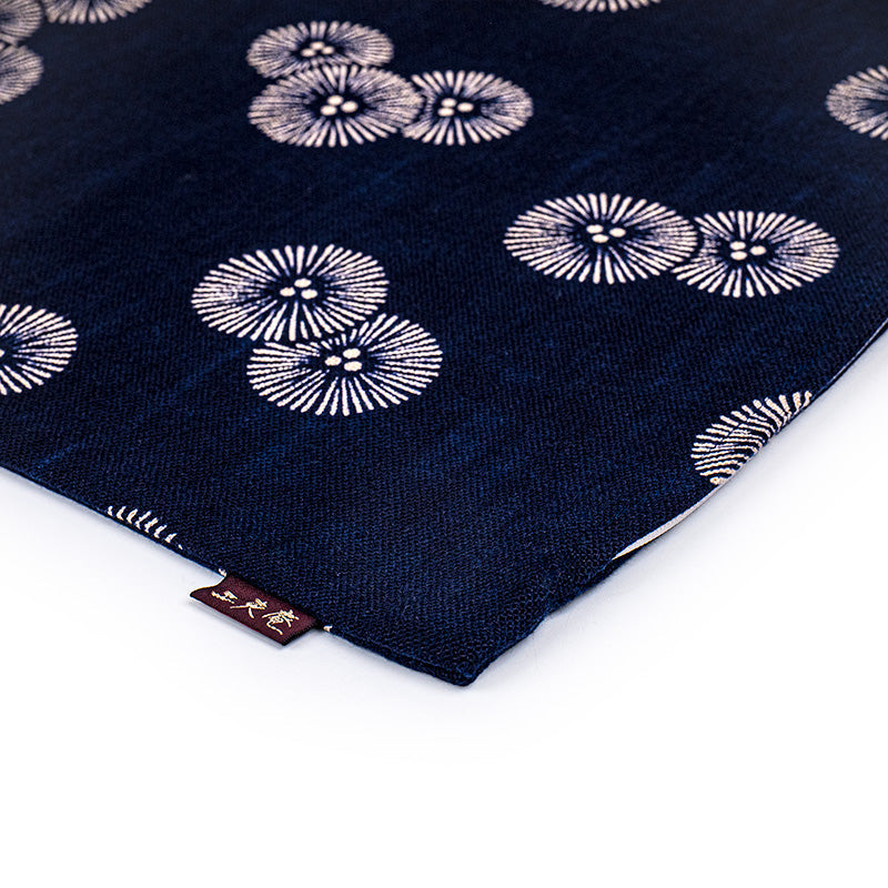 Funda de Cojín Japonesa Diseño Kasamatsu - 45x45 cm