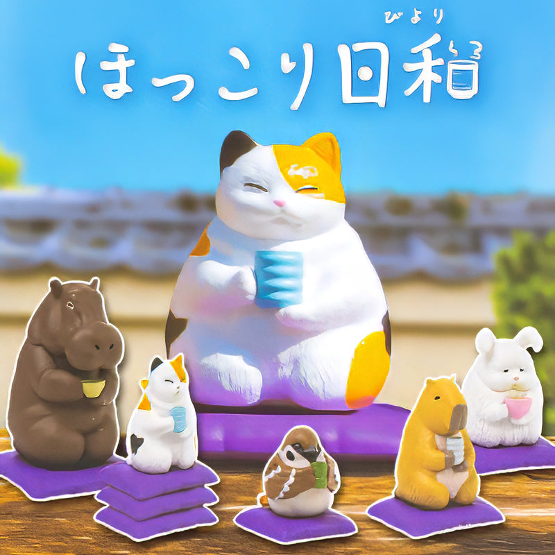 Gachapon Figurita - Animal sobre un Cojín