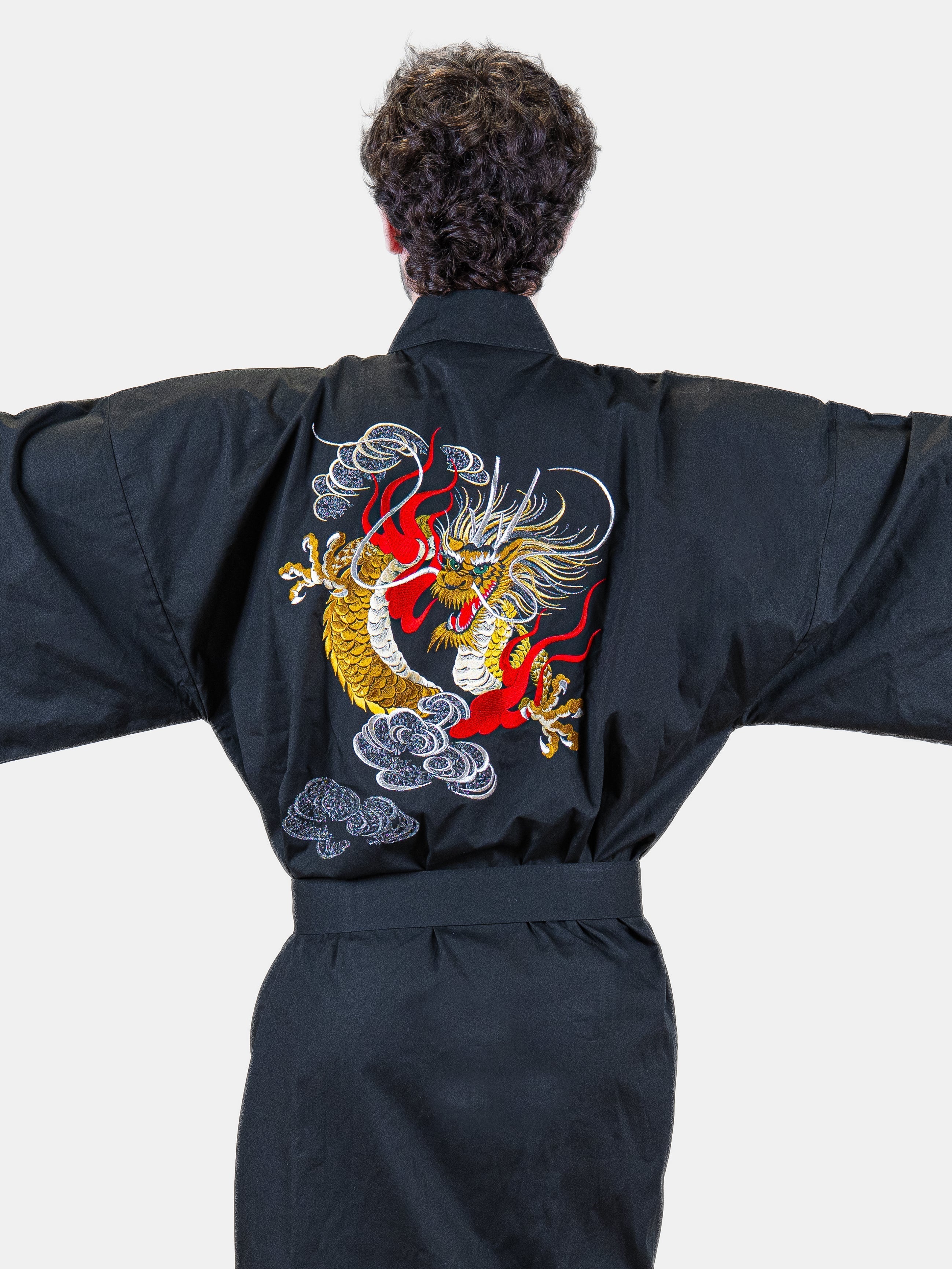 Kimono Happi Hombre Oversize – Dragón Bordado