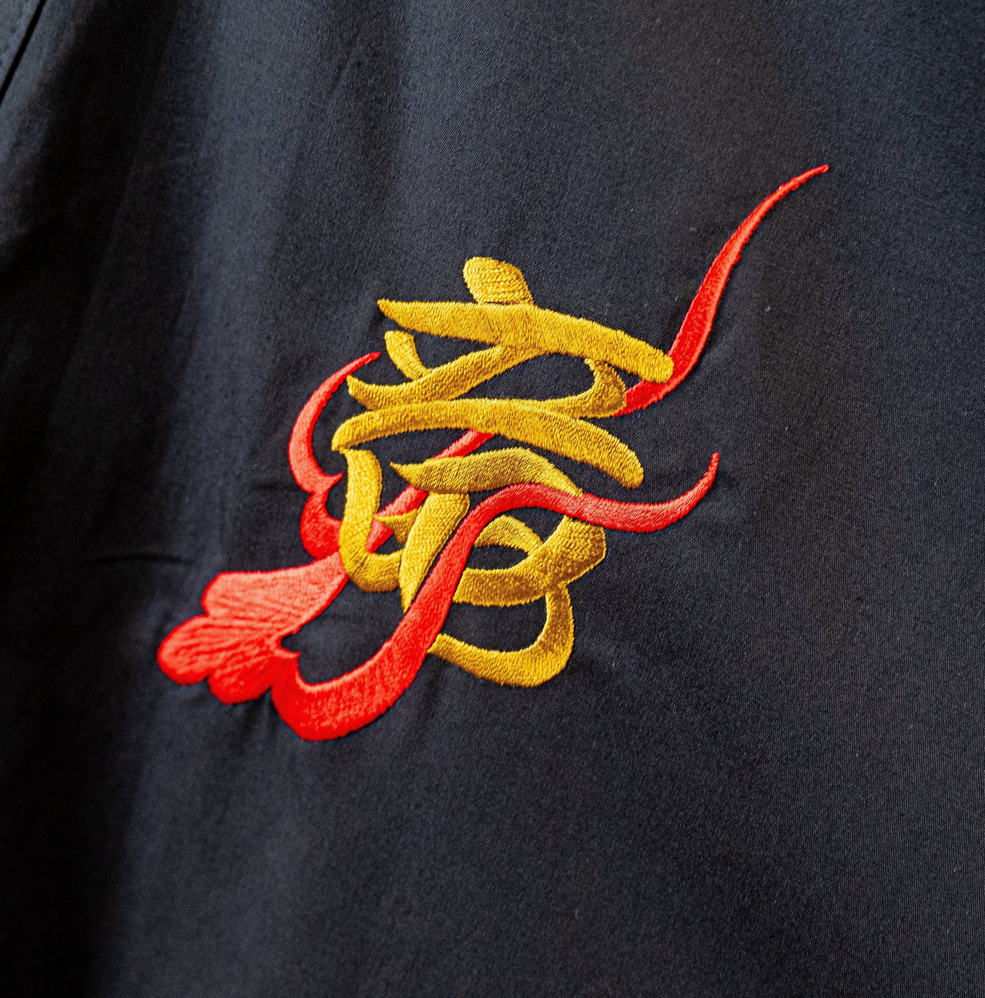 Kimono Happi Hombre Oversize – Dragón Bordado