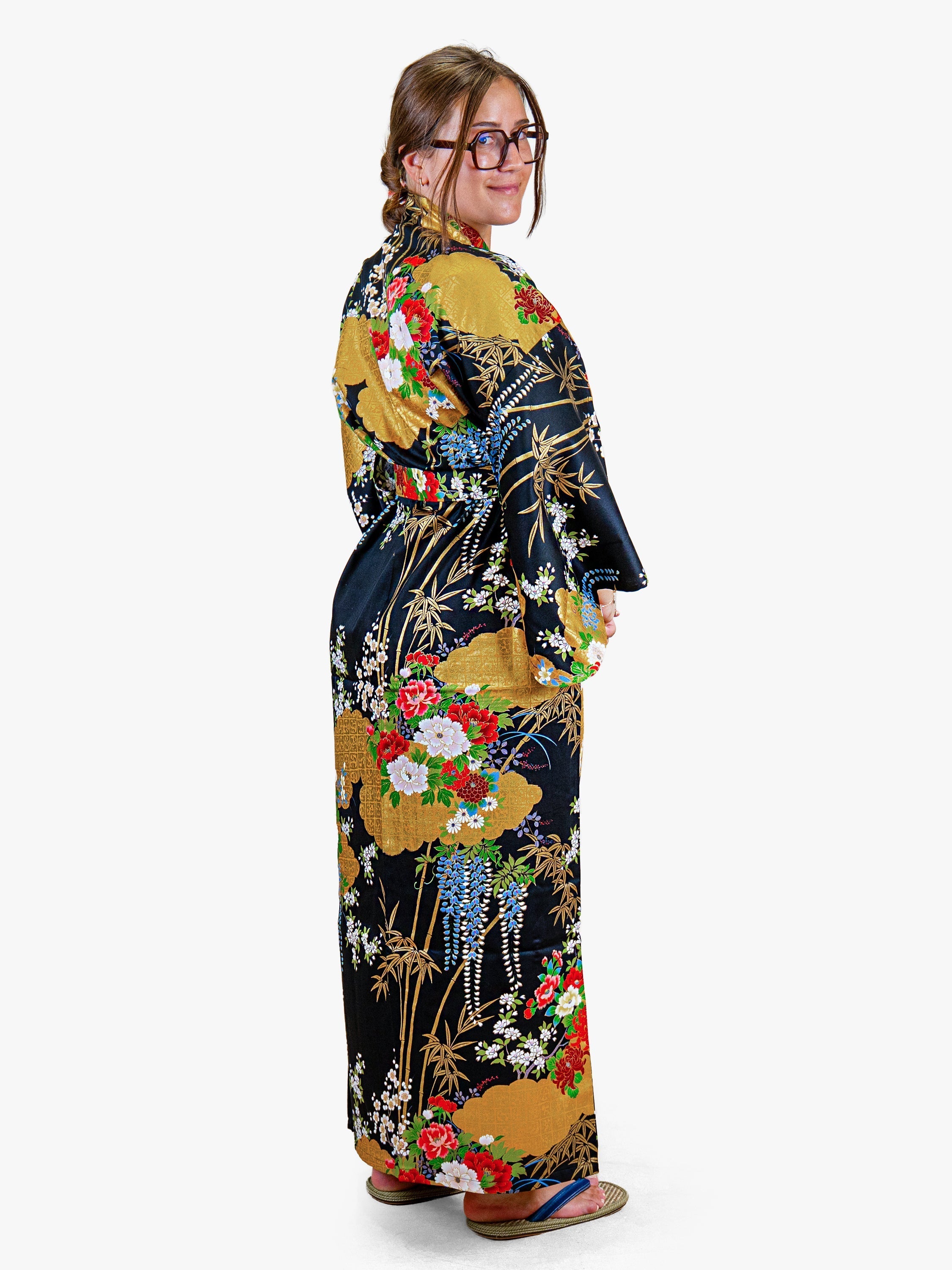 Kimono Japonés Mujer – Botan Dorado