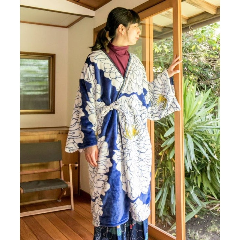Kimono Polar Peonias para Mujer