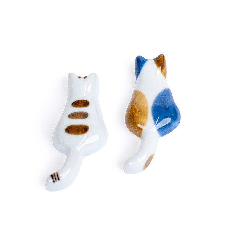Set de palillos japoneses y reposapalillos con forma de gato
