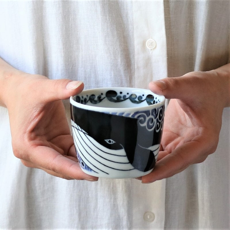 Taza japonesa de soba de ballena